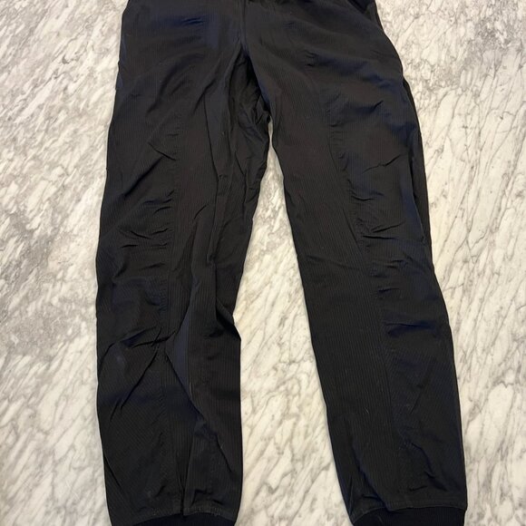Lululemon Dance Studio Jogger in Black Size 4 - Picture 4 of 5